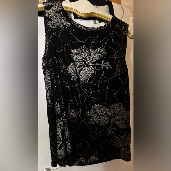 New Vikki Bi Top Black Beige Floral Pattern Sleeveless size OX made in USA - Picture 1 of 16